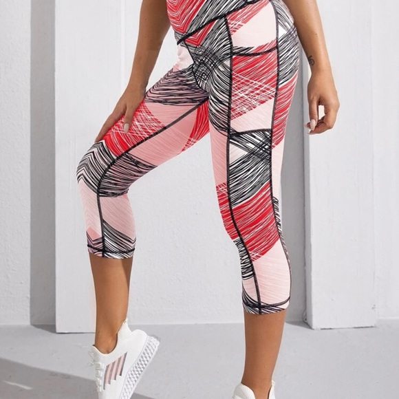Trendy Color-block Stripe Mid-Calf Length Leggings With Side Phone Pocket *NEW* - Picture 11 of 15
